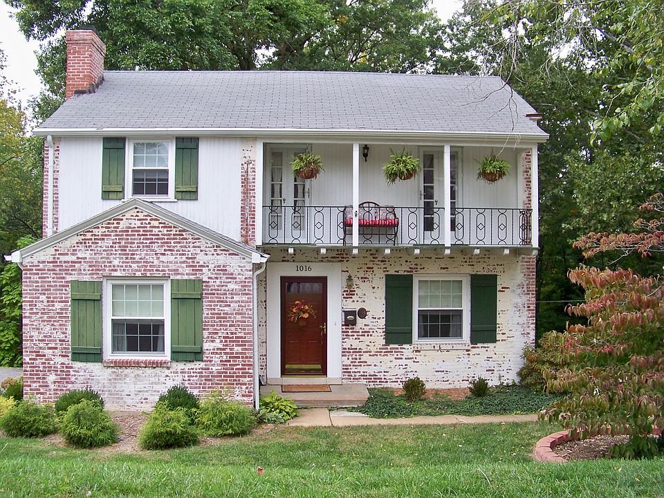 1016 Laurel Drive