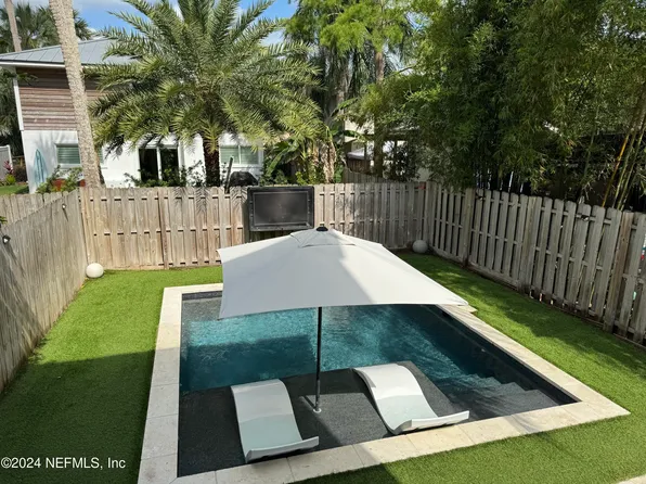 294 POINSETTIA Street, Atlantic Beach, FL 32233