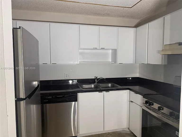 10916 Royal Palm Blvd #10916 — Photo 9