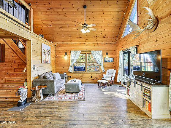 14th image of this home