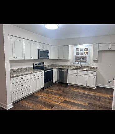 2nd image of 251 Cameron Rd