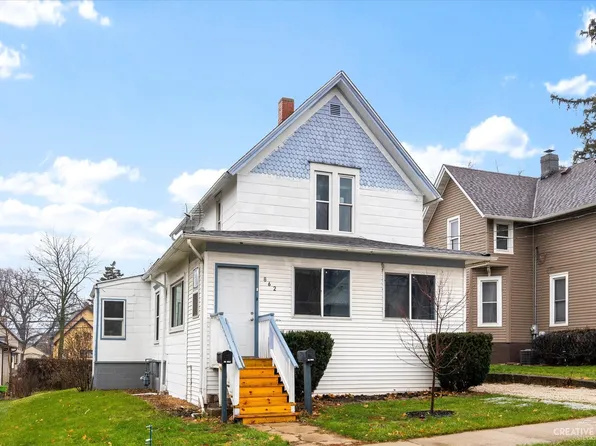 862 S Liberty St, Elgin, IL 60120