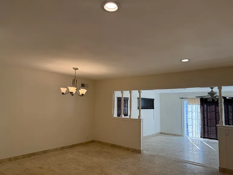 10247 Eglise Ave — Photo 17