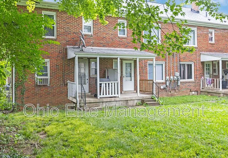 49 S Burgess Ave — Photo 27