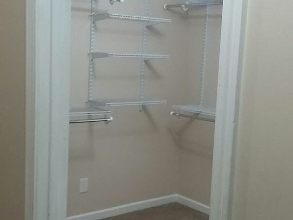 5th image of 318 Melvin Jones Dr #318B