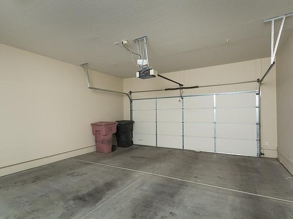 5th image of 19550 N Grayhawk Dr Unit 2010