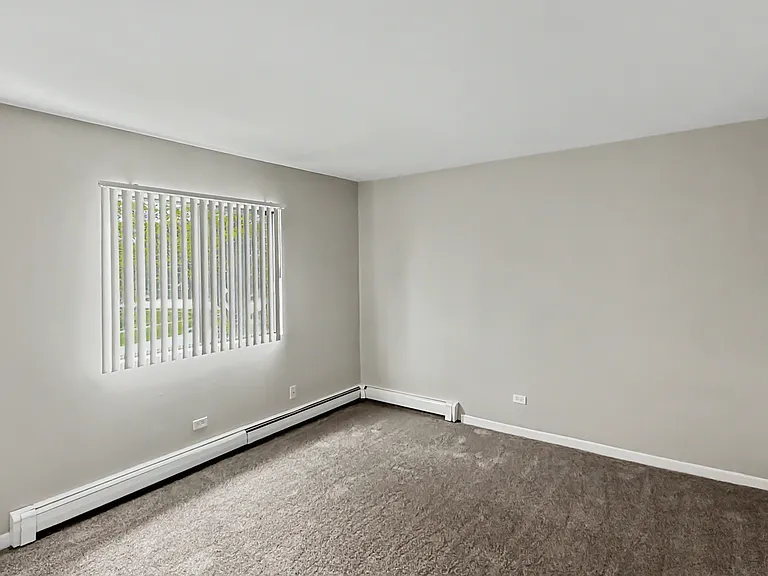1110 Chalet Dr #301 — Photo 3