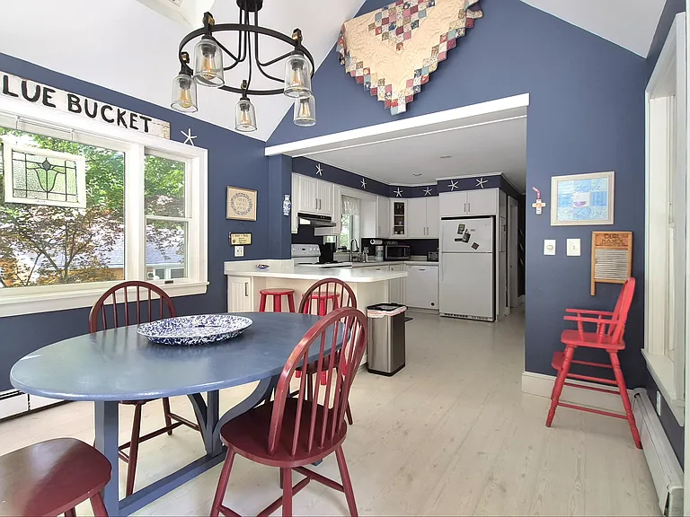 45 Stearns Rd — Photo 15