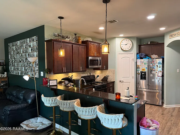 121 Merrydale Ln — Photo 9