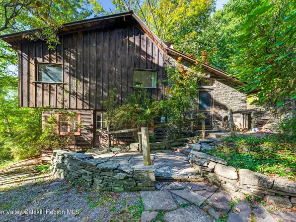 28 Ballantine Lane, Woodstock, NY 12409
