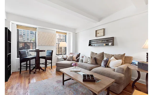 Rented by Douglas Elliman | media 20