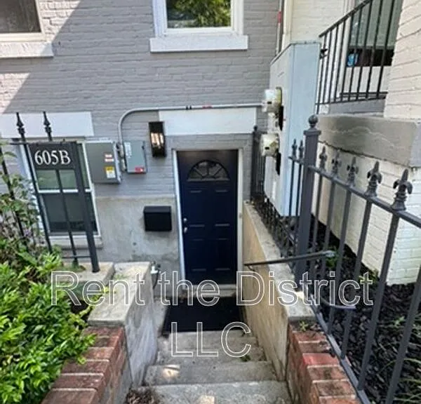 605B Kenyon St NW — Photo 6