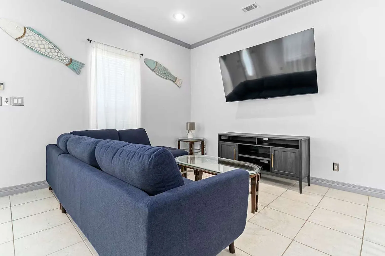 2 bed, 2.0 bath, 1194 sqft, $2,851 — Photo 3