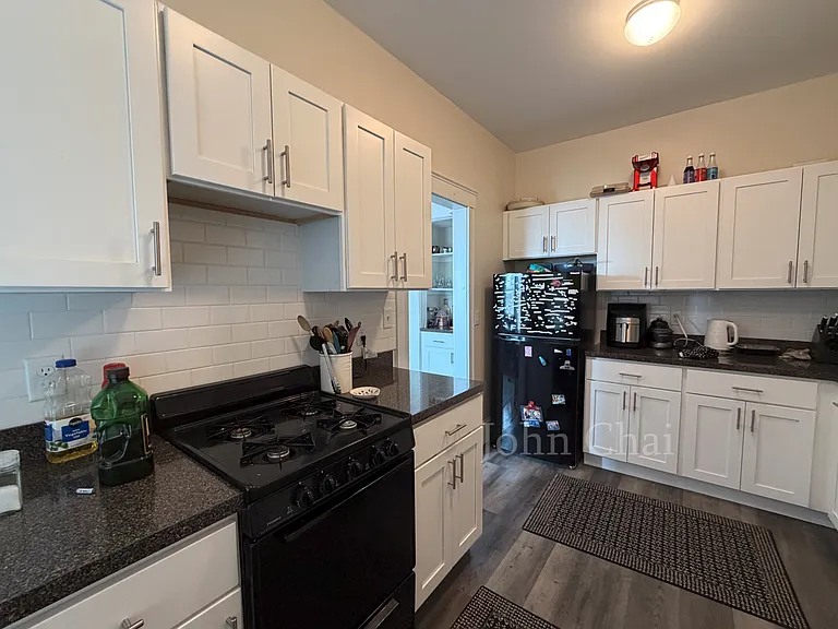 126 Englewood Ave #2 — Photo 14