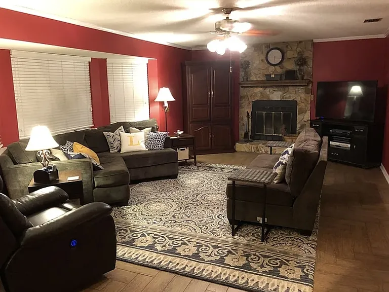 2810 Willow Wood Cir — Photo 4