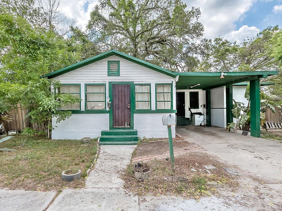 1st image of 321 Kingston Ave