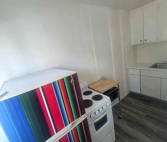 1314 D St #4 — Photo 4