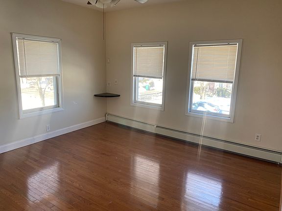 4th image of 48 Nashua St #2