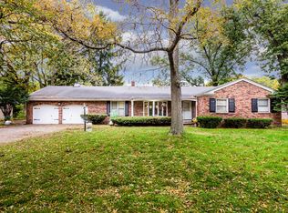 269 Cherokee Trl, Benton Harbor, MI 49022