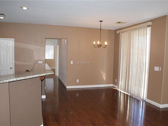 5th image of 25 Red Oak Canyon St Unit 3