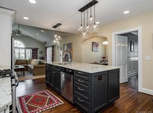 2812 Chelsea Dr, Charlotte, NC 28209