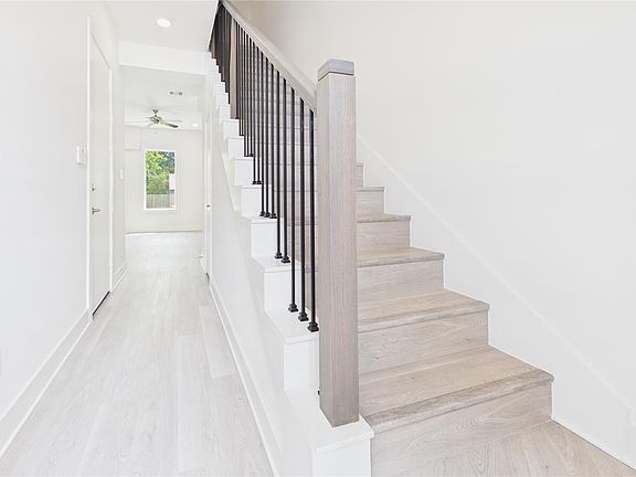 4th image of 9628 Habitat St