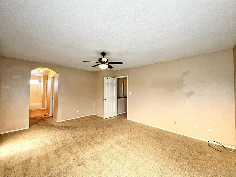 6612 Piedra Quemada Rd NW — Photo 24