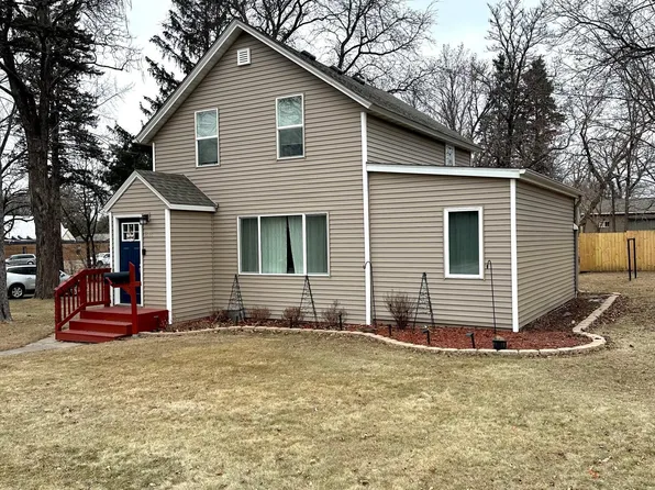 1414 Main St NW, Elk River, MN 55330
