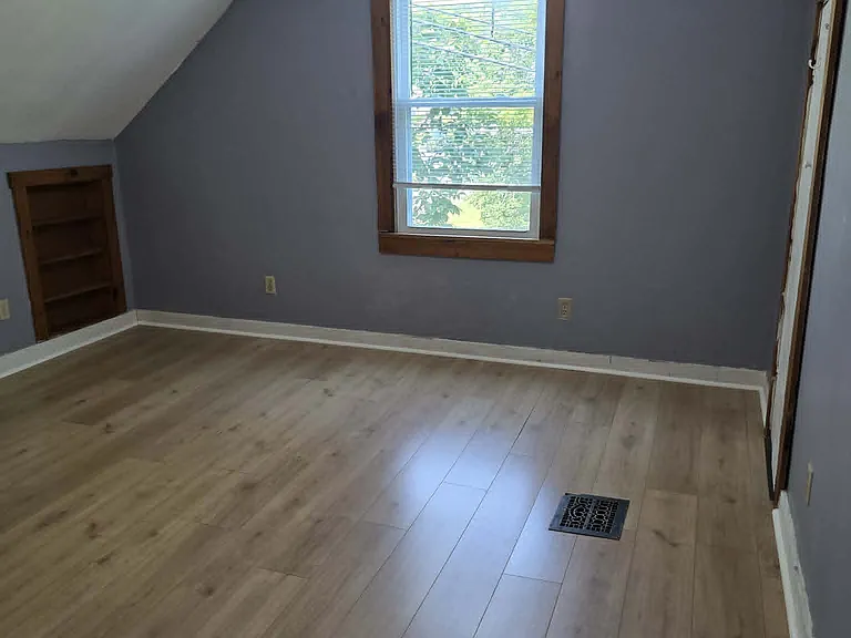 92 Maple St #A — Photo 12