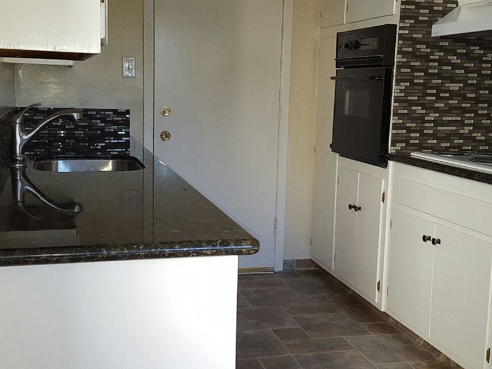1st image of 668 Masson Ave APT 2