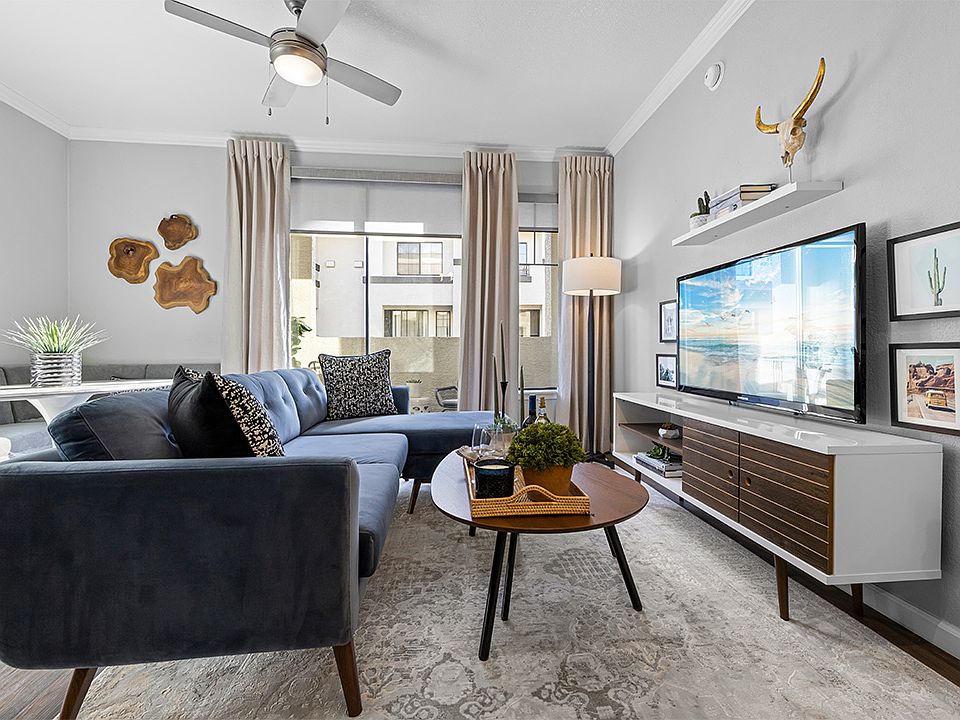 Inspiration at FLW - Living Room