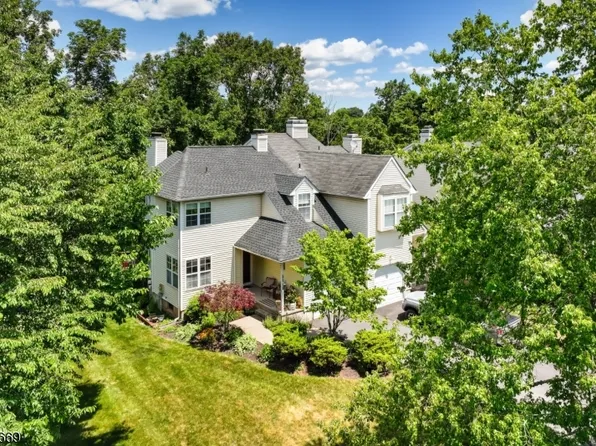 15 NAVAJO TRL, Branchburg Twp., NJ 08876
