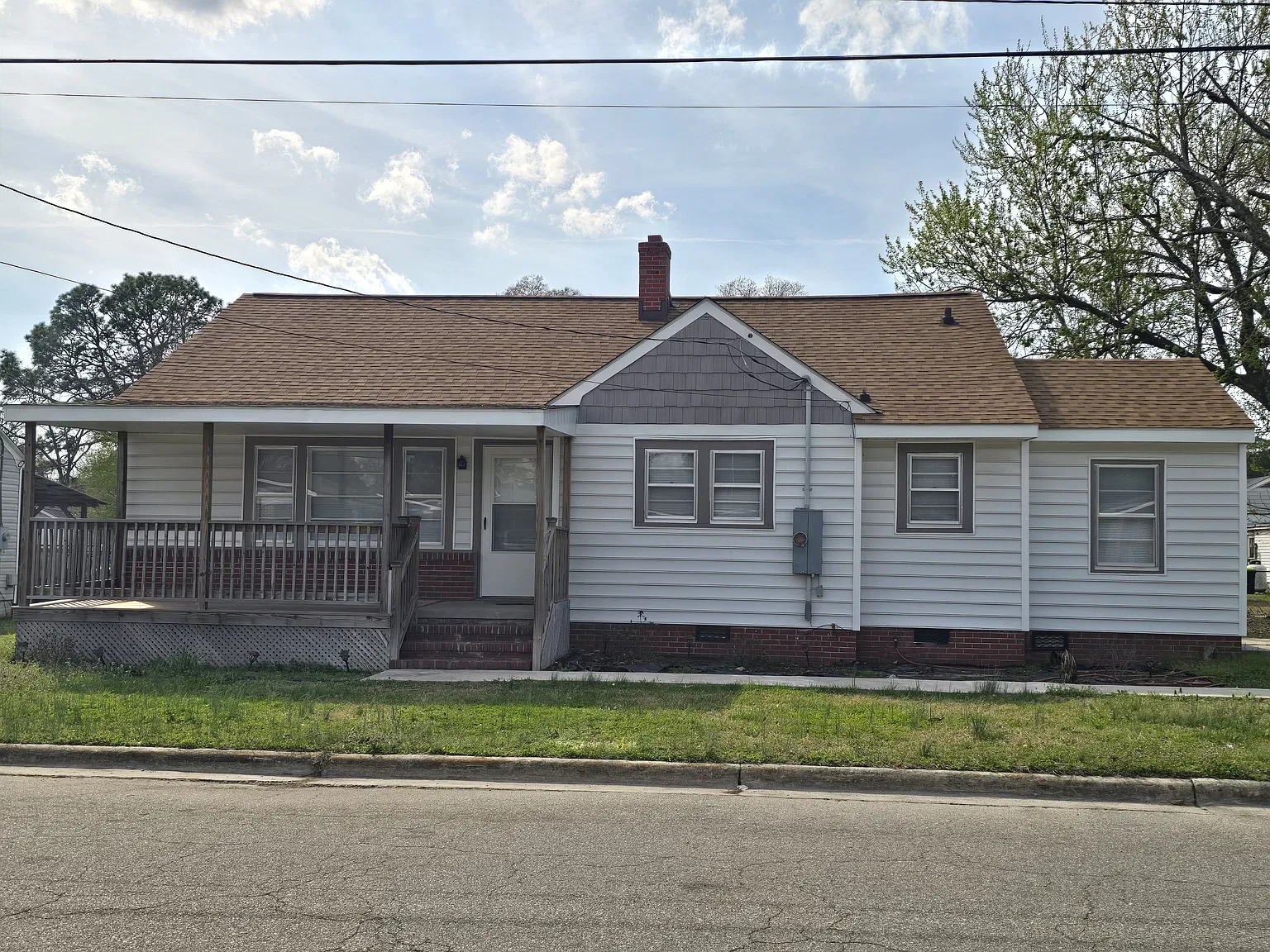 305 N Grimes St - 1 — Photo 1