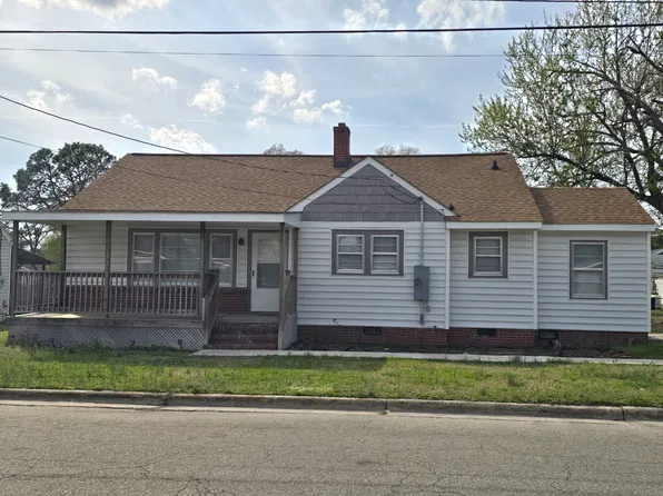 305 N Grimes St, Robersonville, NC 27871