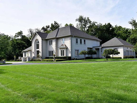 3rd image of 2607 Swisher Creek Dr