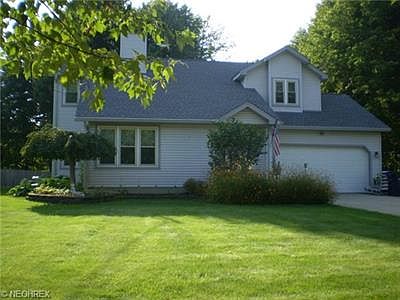 2nd image of 420 Dakota Ave