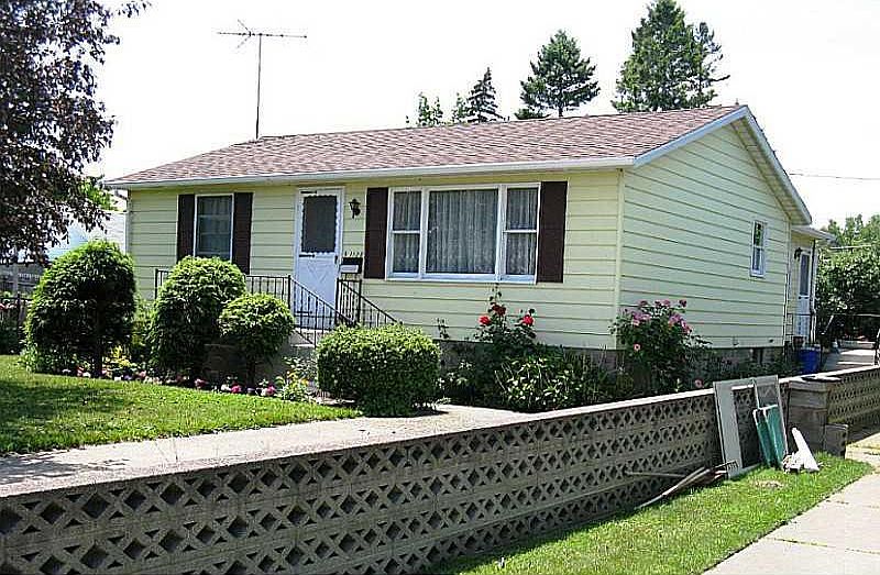 1st image of 1128 Guetner Ave
