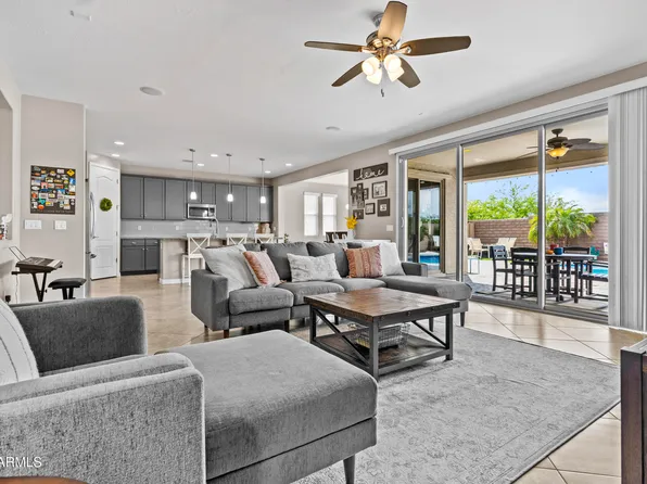 21978 N 100TH Avenue, Peoria, AZ 85383