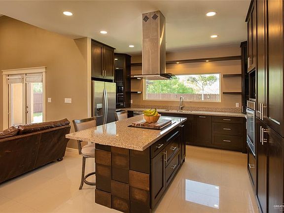 2nd image of 5770 Buckeye Ct