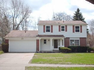 38141 Lancaster St, Livonia, MI 48154