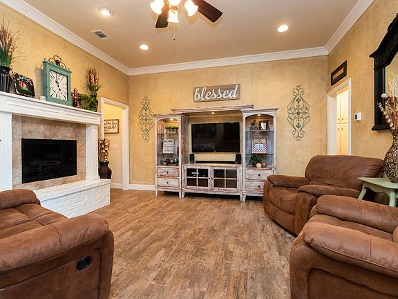 5th image of 8406 San Antonio Dr