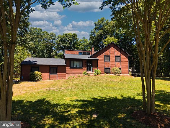 2nd image of 1 Bunker Ct