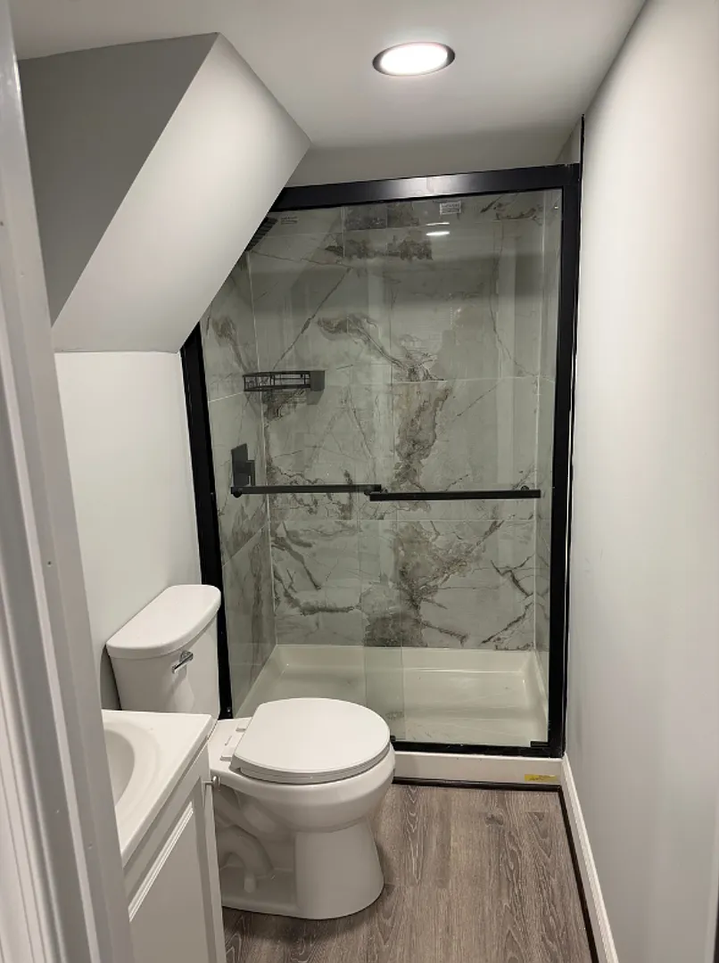 1920 Harlem Avenue $900 Available (Private Bath) — Photo 3