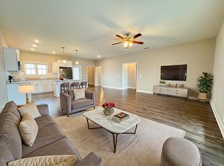 93 Stockyard Rd, Statesboro, GA 30458