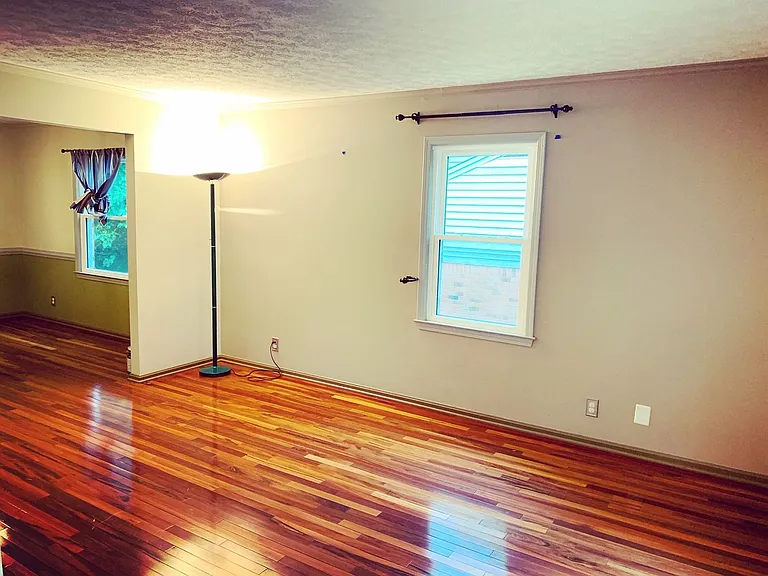 4001 Riveroaks Cir — Photo 3
