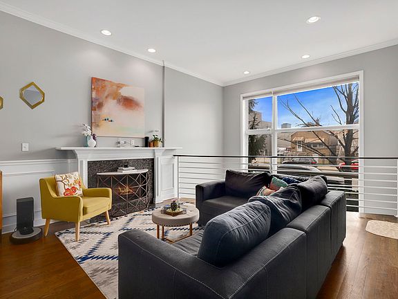 3rd image of 1510 W Grand Ave APT 1E