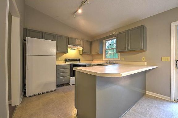 5th image of 2129 Hiara Dr