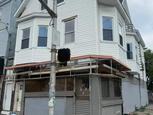 523 Park Ave, Paterson City, NJ 07504