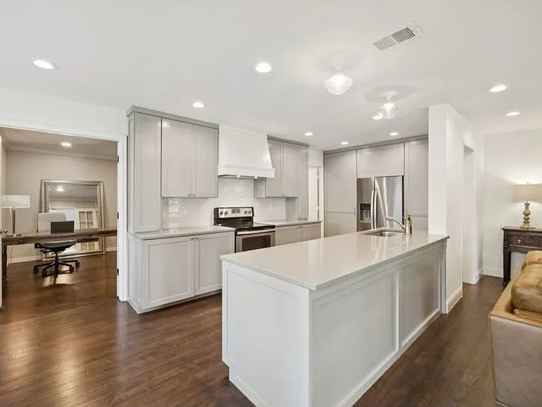 9346 Highedge Cir — Photo 7