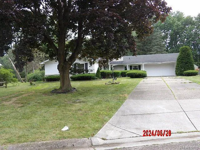 5325 N Dyewood Dr photo 1